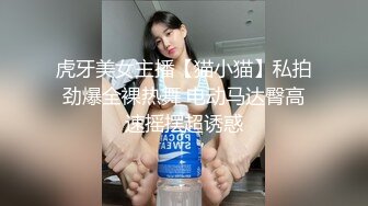 【自整理】骚母狗把屁股都坐到方向盘上了，看堂里的老司机还怎么开车！makenapierxoxo 【398V】 (109)