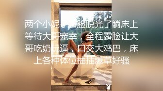 冒死给老婆小穴做个特写，上次太紧张了没拍好