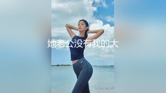 大神一路走一路抄底多位黑丝美女全是漂亮的小姐姐 (1)