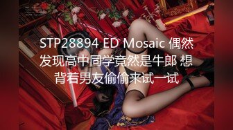    绿帽淫妻性爱狂绿奴男友看单男狠操自己的00后嫩女友 淫乱女友喜欢骑乘耸动高潮 完美露脸