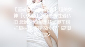 @20207920237 用户上传：娱乐场所的卫生间里操服务员，突然被老板来开门打断了